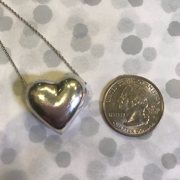 Rare Vintage Tiffany & Co Puff Heart Necklace ✨ - Picture 6 of 8
